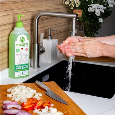 Мыло жидкое для мытья рук АНТИЗАПАХ Лемонграсс и мята, чистота и ультразащита 99,9% SYNERGETIC 1л