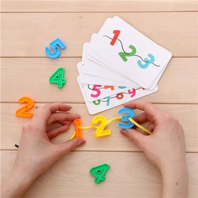 Шнуровка «Весёлые цифры» с карточками «Учимся считать», по методике Монтессори