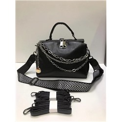Женская сумка-рюкзак Экокожа с цепочками черный