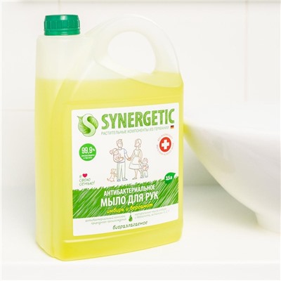 Мыло жидкое для мытья рук и тела Имбирь и бергамот, чистота и ультразащита 99,9%" SYNERGETIC 3,5л