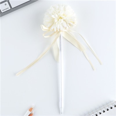Ручка хризантема с лентами «Самой нежной»